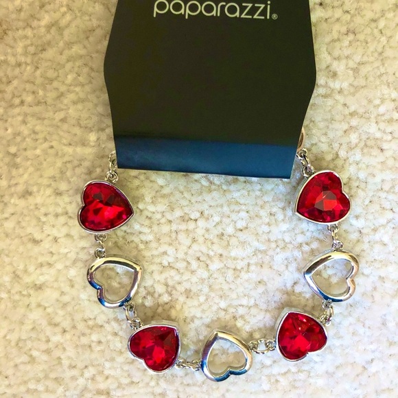 ❤️NEW Ruby Hearts Sparkling Silver Adjustable Bracelet - Picture 3 of 5